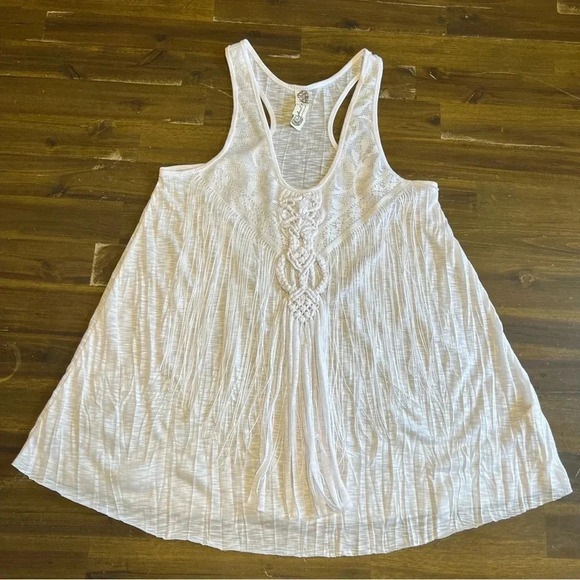 Free People Macrame Fringed Racerback White Tank Top - Picture 1 of 8
